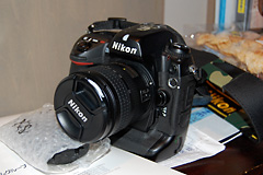 Nikon D2H（クリックで拡大します）