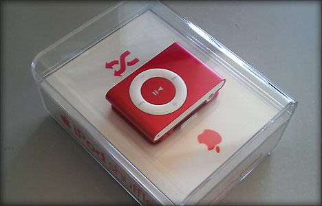 Apple iPod shuffle 2GB (PRODUCT) RED Special Edition（クリックで拡大します）